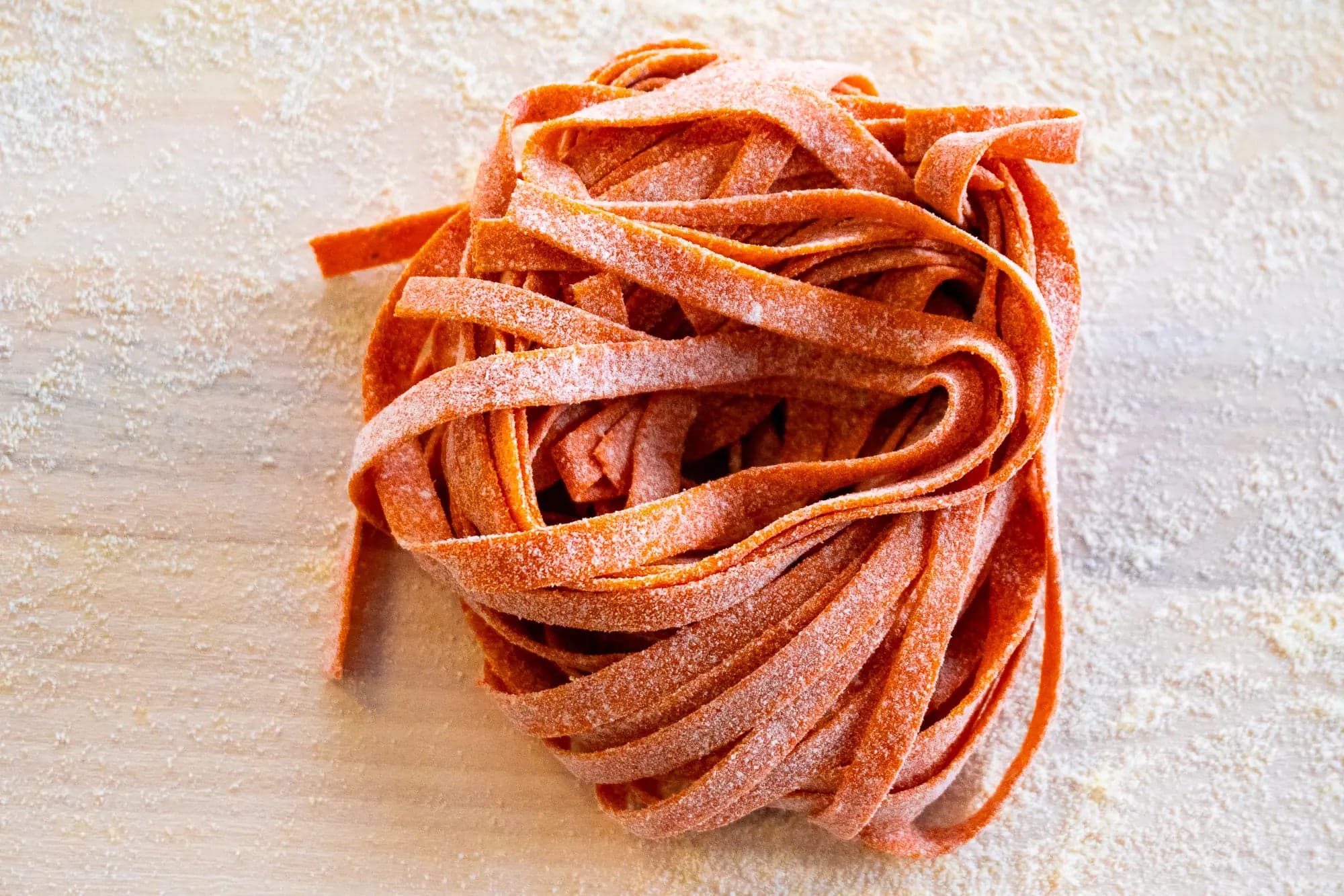 Tagliatelle al peperone vegan